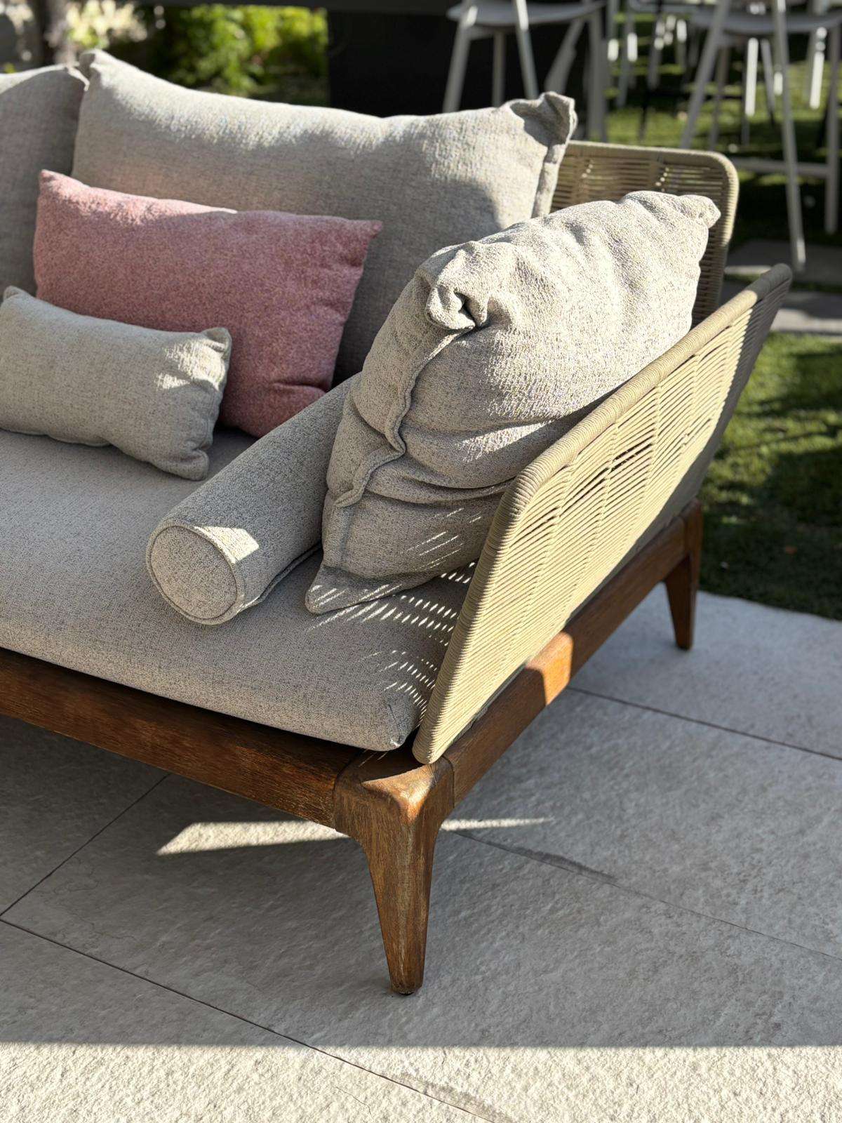 CRUISE TEAK_TALENTI 1