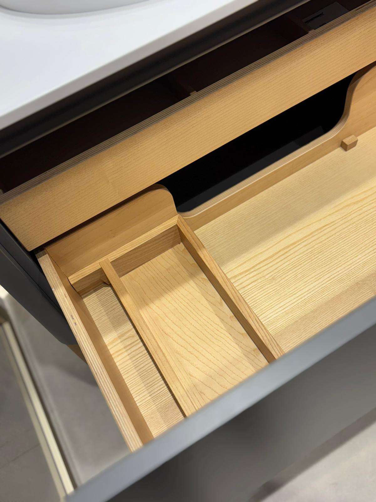 Mobile lavabo in frassino Suite S17 <br>by Mobiltesino