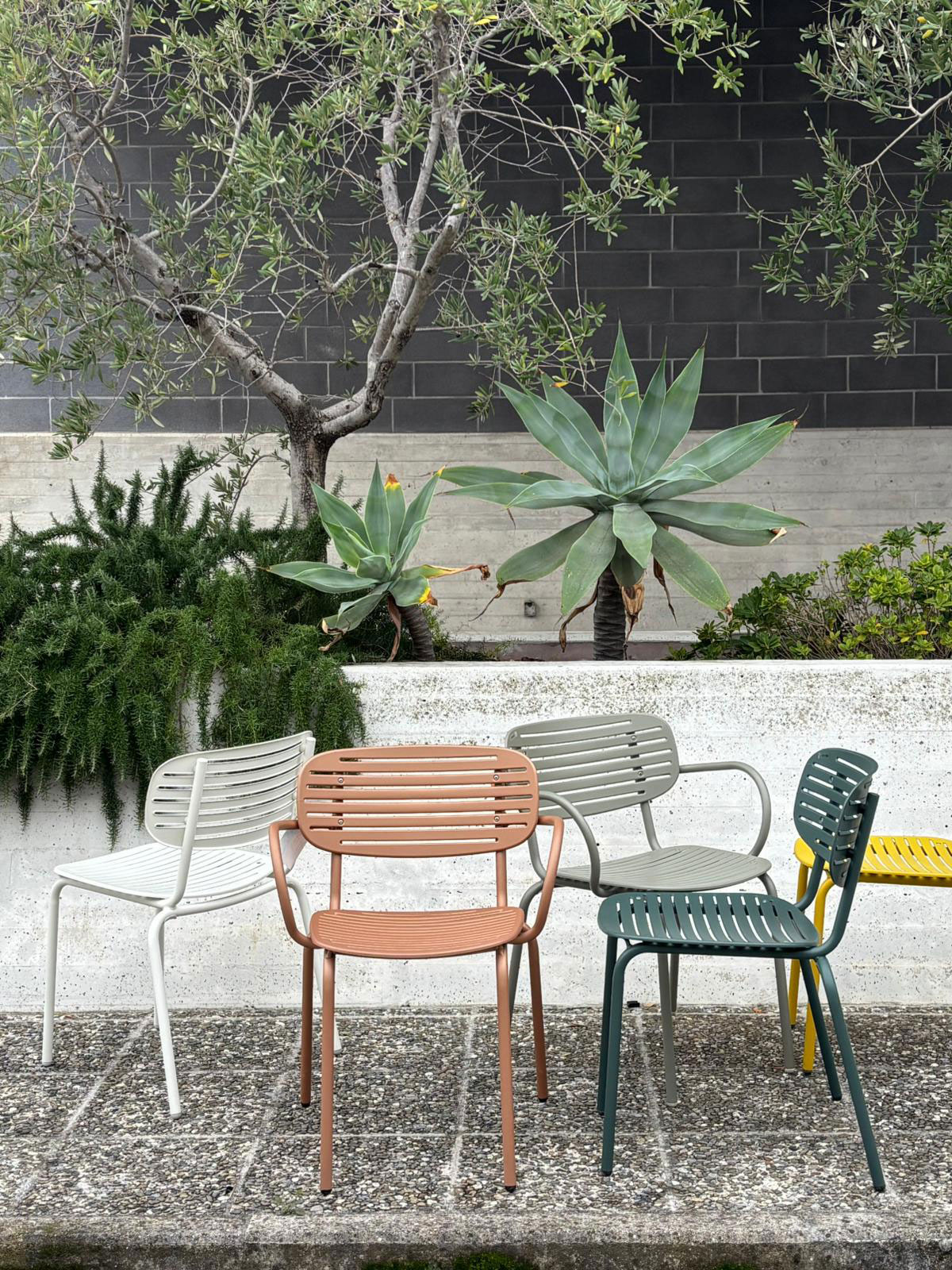 Sedie e poltroncine Mom <br>by Emu