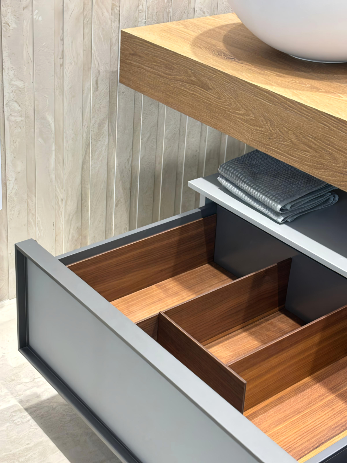 Mobile lavabo Bespoke <br>by Antonio Lupi