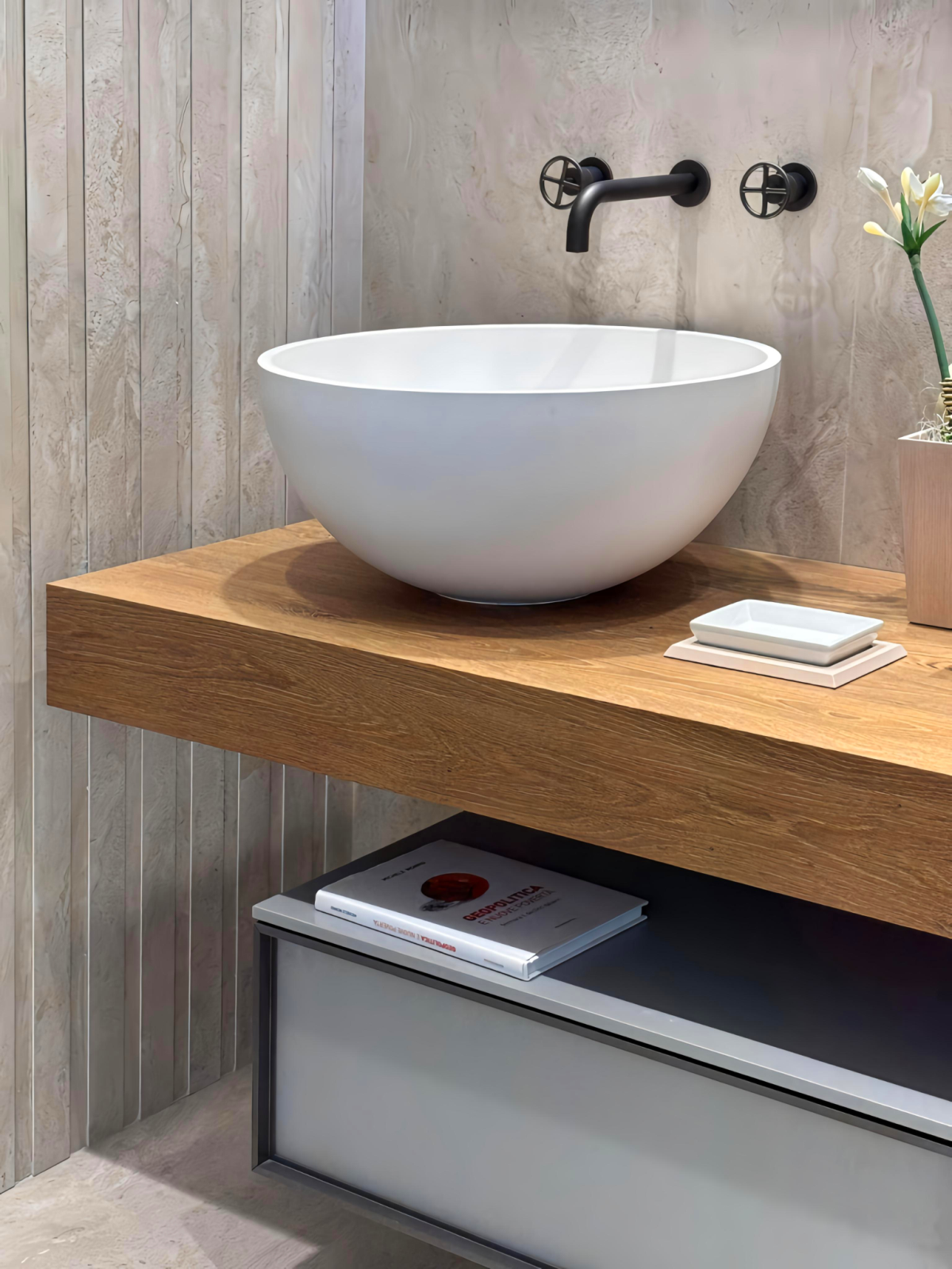 Mobile lavabo Bespoke <br>by Antonio Lupi