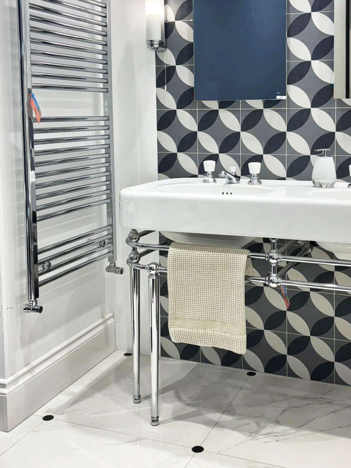 Consolle Memphis+doppio Lavabo <br>by Devon&Devon