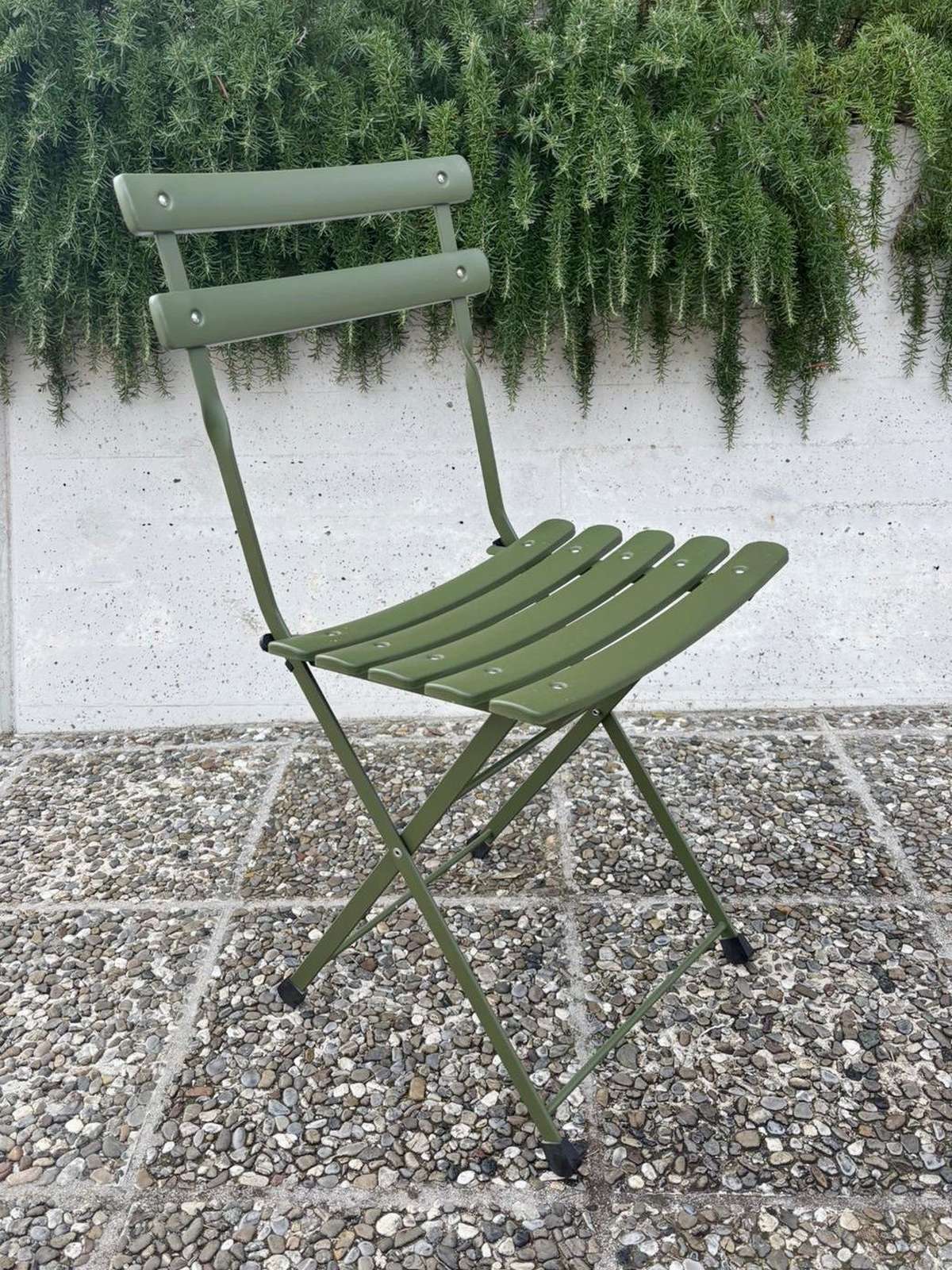 Sedia pieghevole Arc en Ciel <br>by Emu