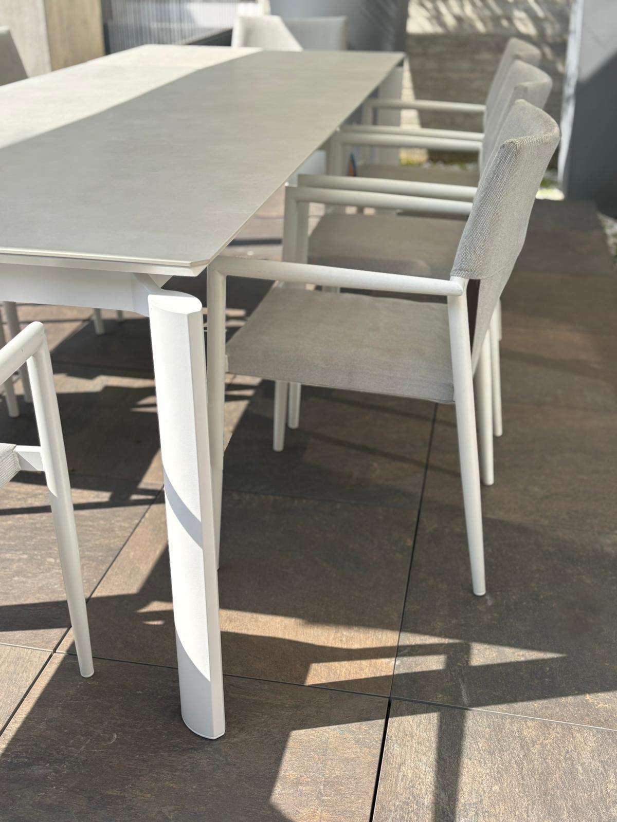 Tavolo Estensibile Milo Alu <br>by Talenti