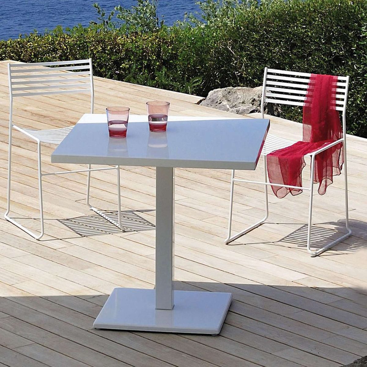 Tavolo quadrato Round <br>by Emu