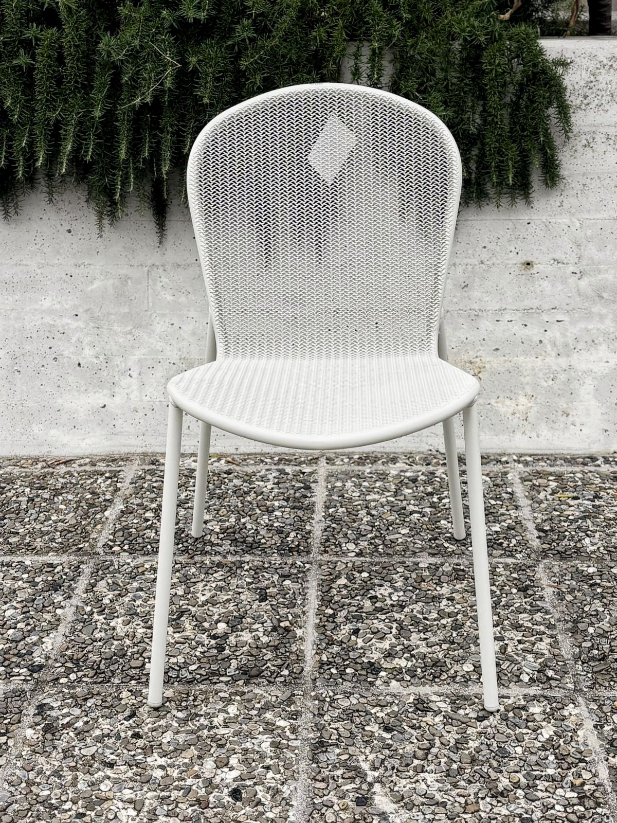 Sedia Ronda <br>by Emu