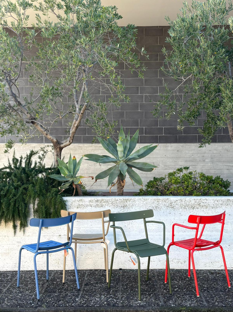 Sedia Miky <br>by Emu